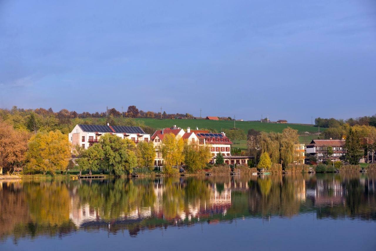 To Wellness Hotel Bánk 외부 사진